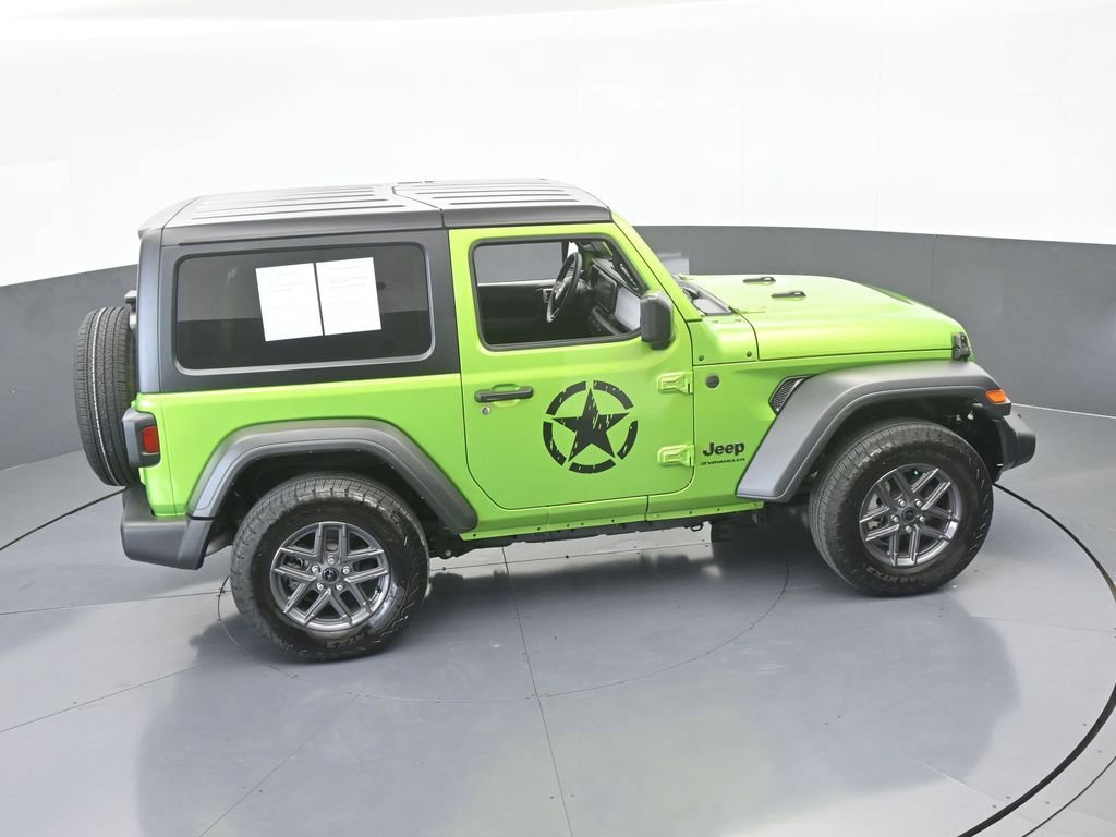 Used 2025 Jeep Wrangler Sport image 44