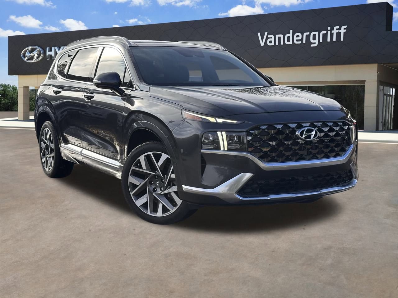 Used 2023 Hyundai Santa Fe Calligraphy video 1