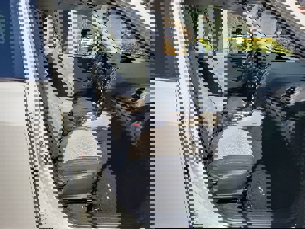 Used 2019 Subaru Forester Premium w/ All-Weather Package image 27