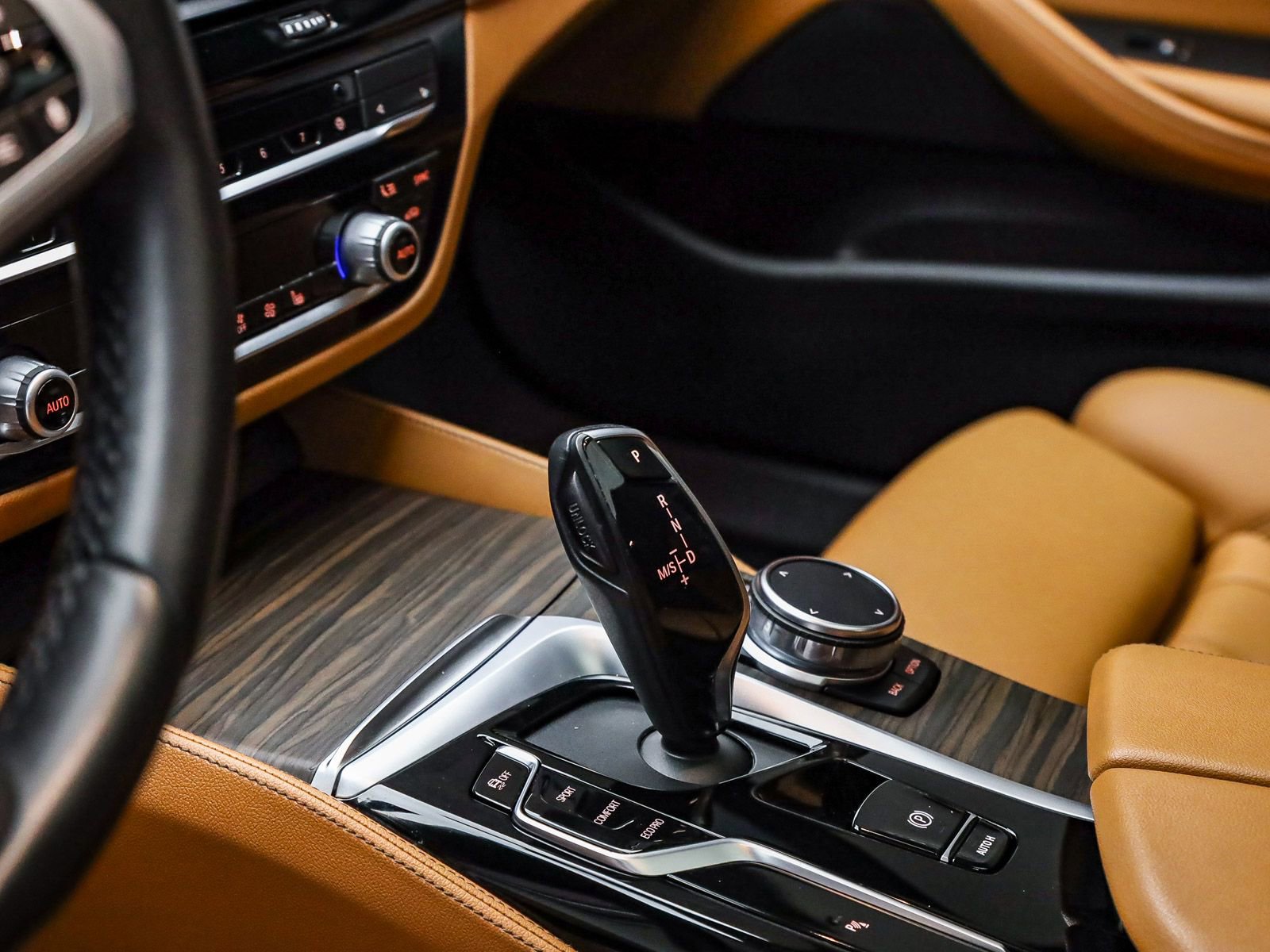 Certified 2023 BMW 540i w/ M Sport Package image 24