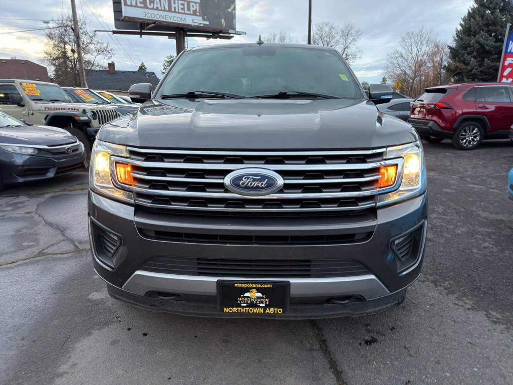 Used 2018 Ford Expedition Max XLT w/ Equipment Group 202A image 9