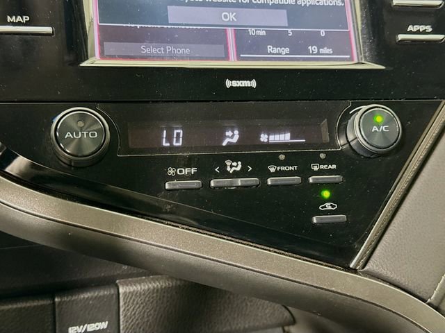 Certified 2020 Toyota Camry SE FWD image 15