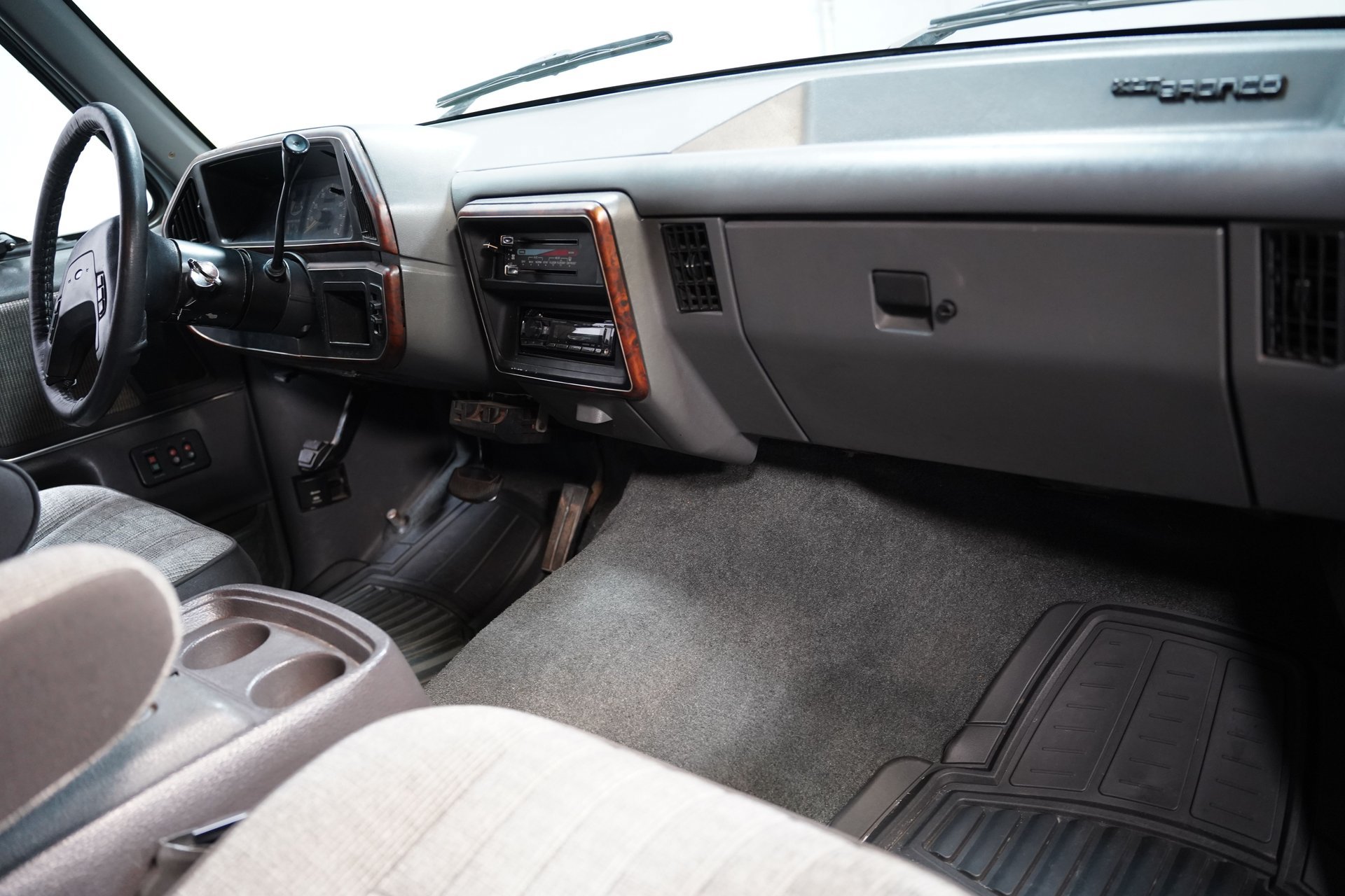 Used 1989 Ford Bronco AWD/4WD image 38