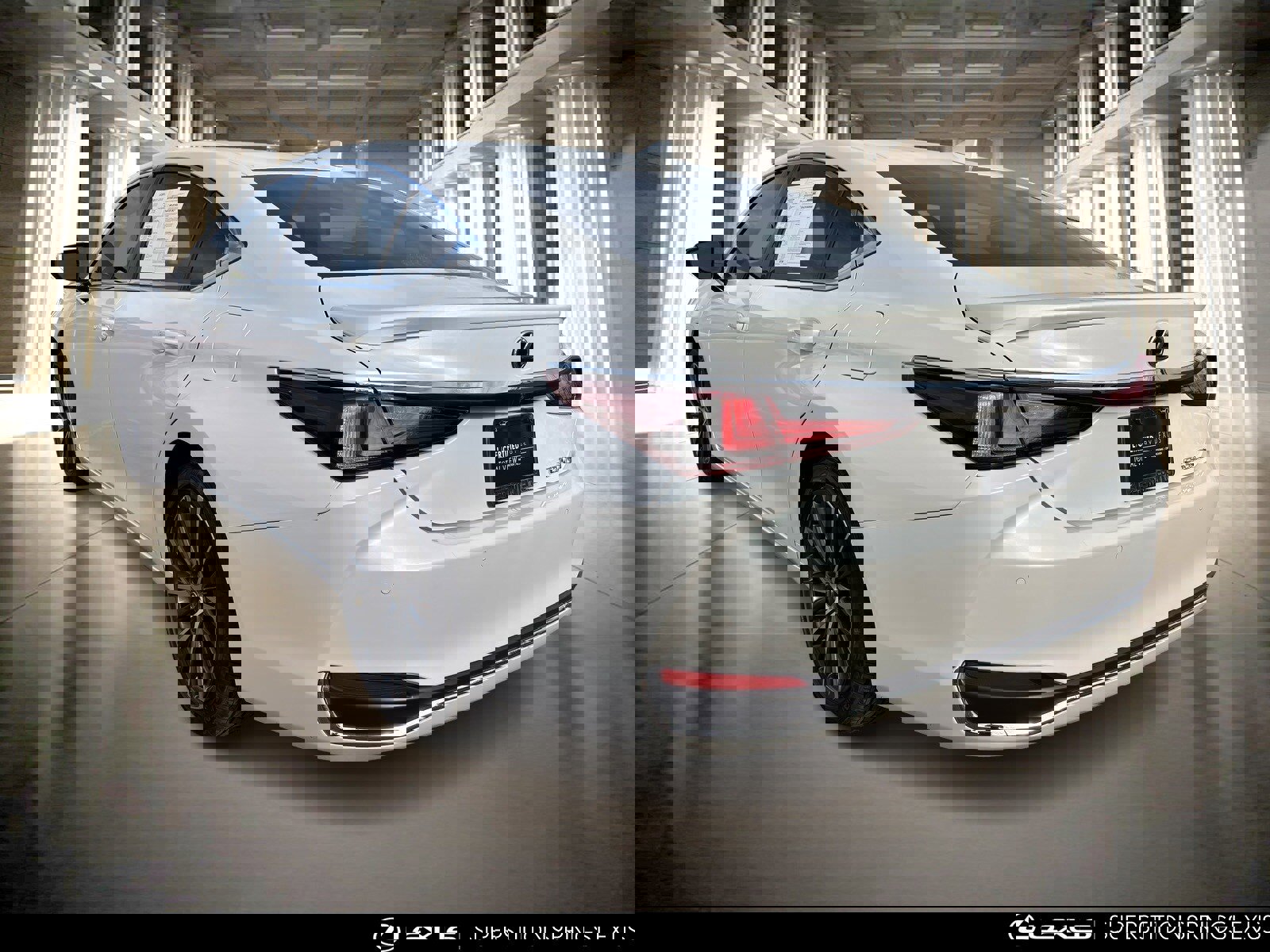 Certified 2025 Lexus ES 300h w/ Premium Package image 7