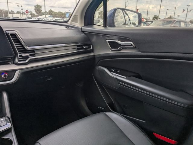 Used 2023 Kia Sportage SX image 16