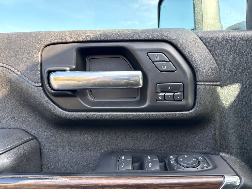 Used 2023 Chevrolet Silverado 3500 High Country w/ Z71 Off-Road Package AWD/4WD image 30