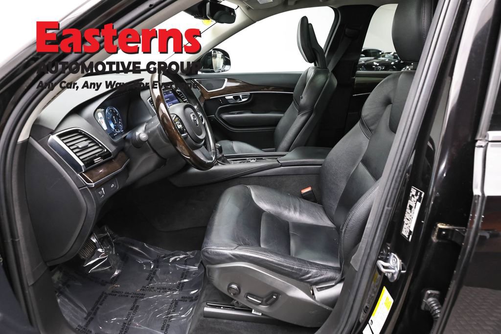 Used 2016 Volvo XC90 T6 Momentum w/ Momentum Plus Package AWD/4WD image 14