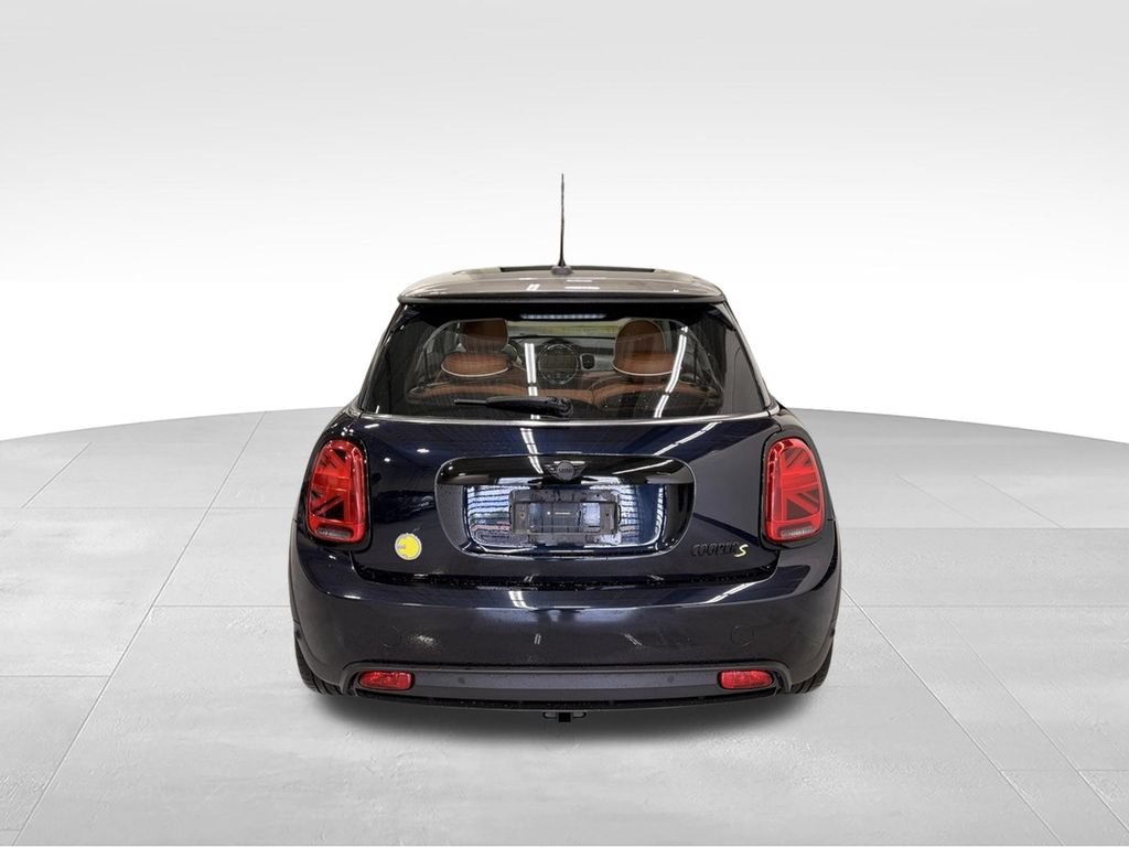 Used 2024 MINI Cooper SE FWD image 4
