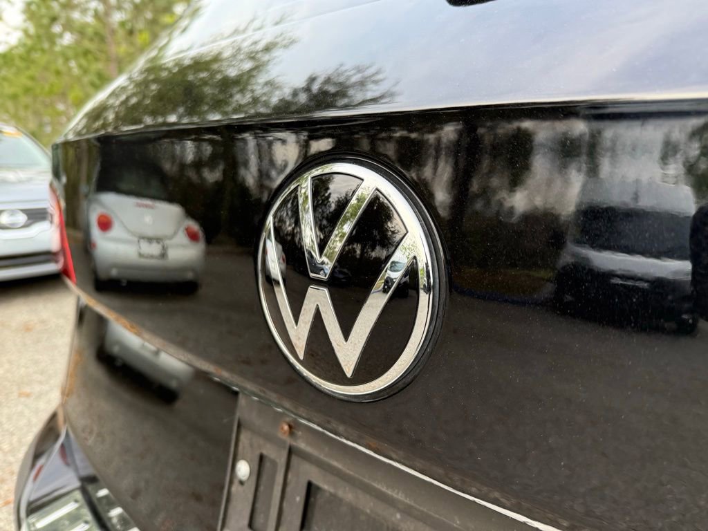 Used 2022 Volkswagen Taos S image 12