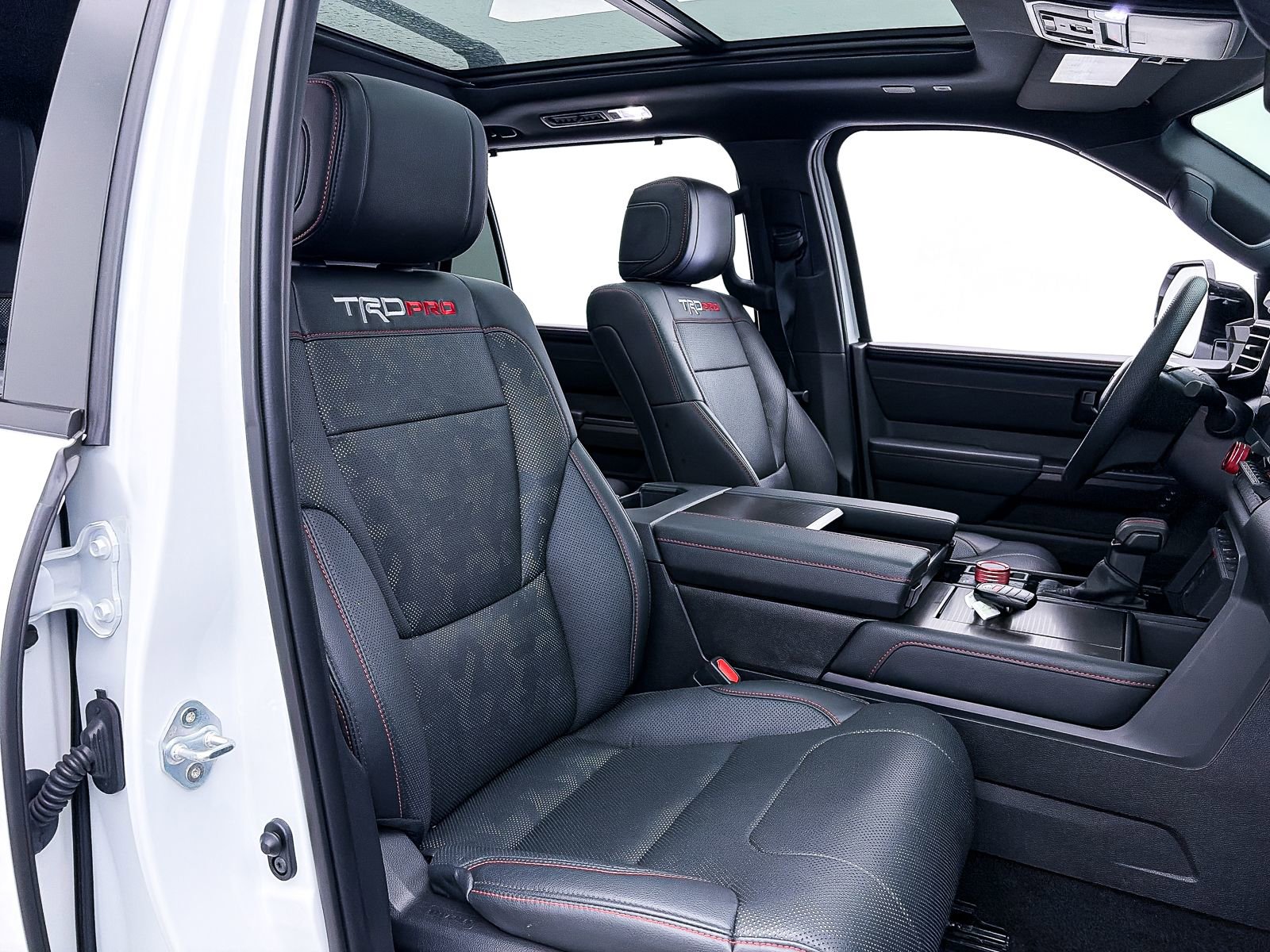 Used 2024 Toyota Sequoia TRD Pro image 39