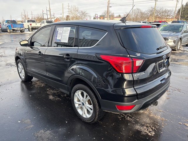 Used 2019 Ford Escape SE image 15