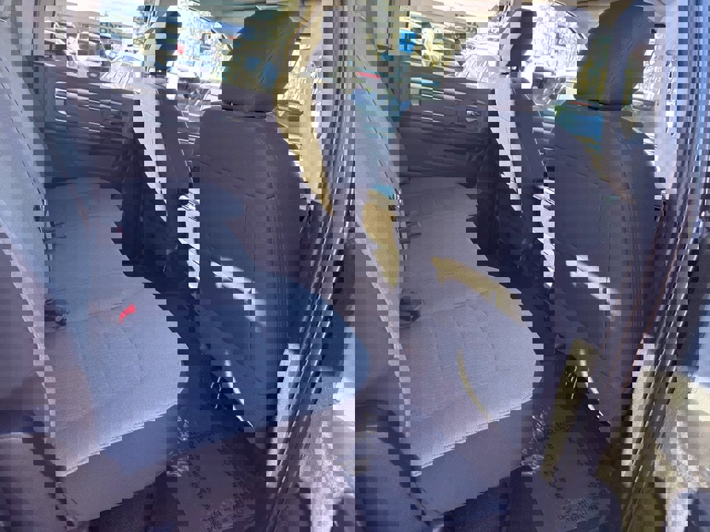 Used 2021 RAM 1500 Classic SLT image 17