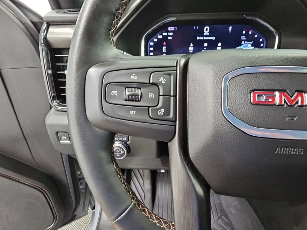 Used 2024 GMC Sierra 2500 AT4 w/ Technology Package AWD/4WD image 27
