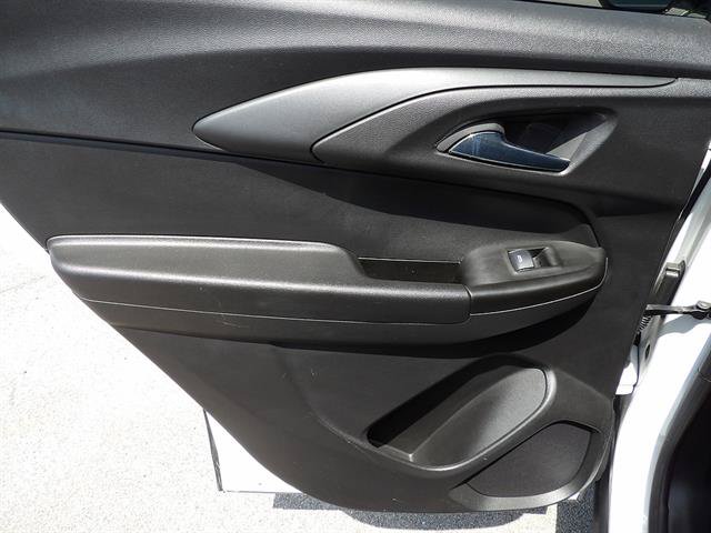 Certified 2022 Chevrolet TrailBlazer RS w/ Sun and Liftgate Package AWD/4WD image 28