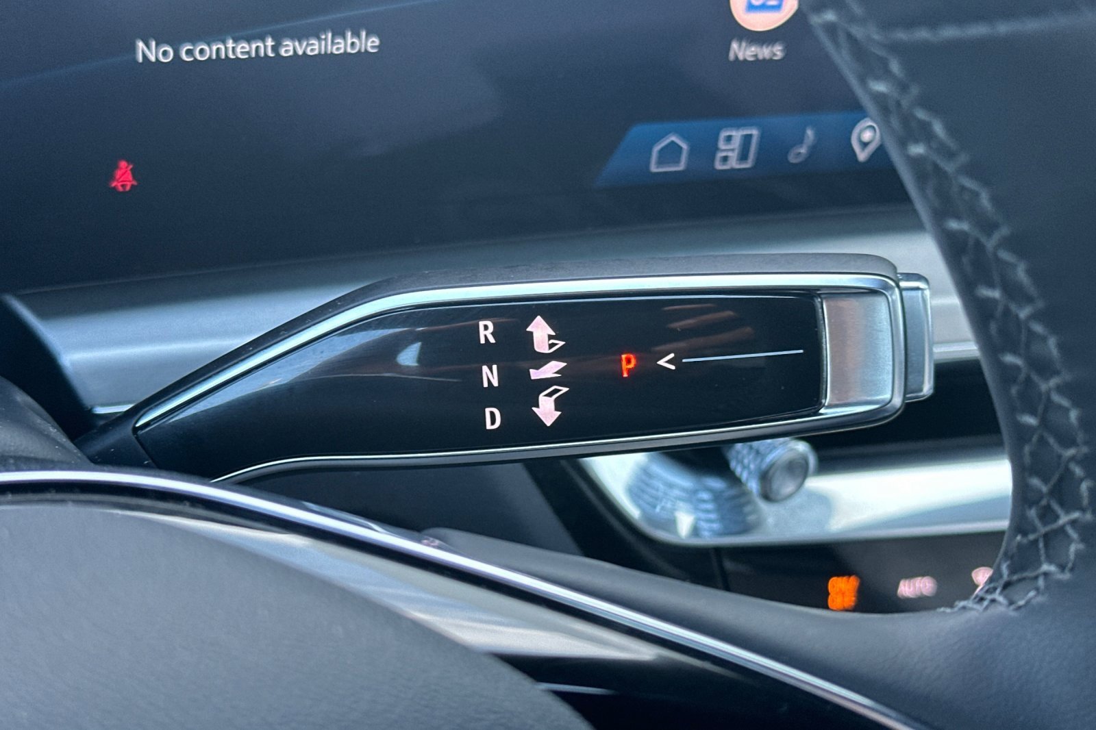 Certified 2025 Cadillac Lyriq Luxury image 31