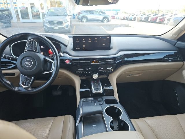 Used 2022 Acura MDX w/ Technology Package AWD/4WD image 11