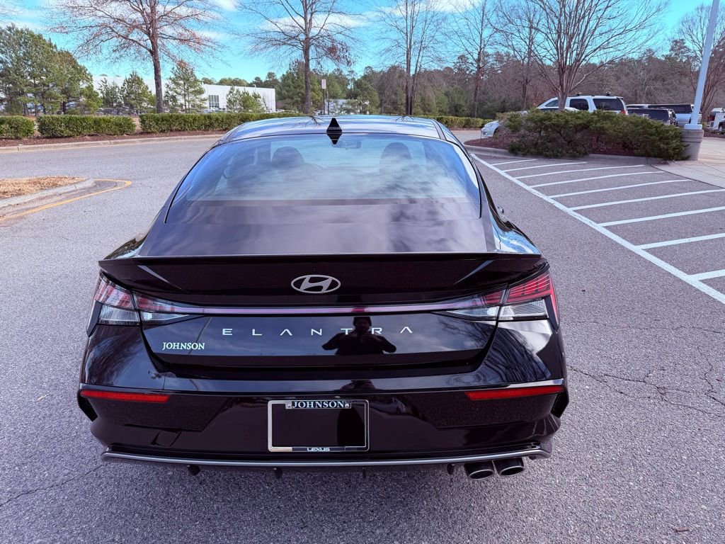 Used 2024 Hyundai Elantra N Line image 12