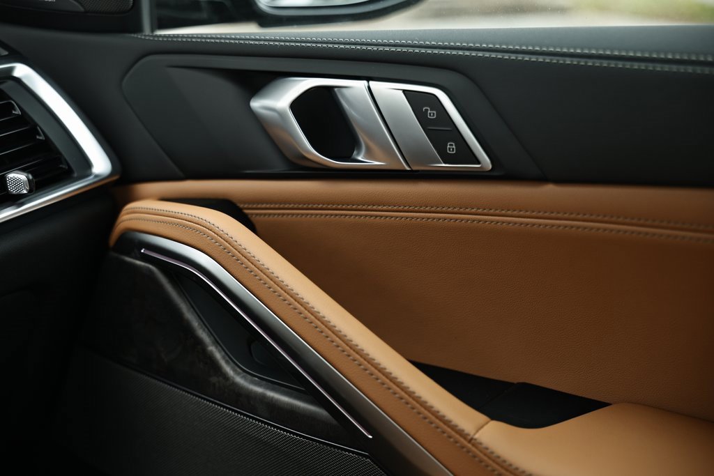 New 2026 BMW X6 xDrive40i w/ Premium Package image 41