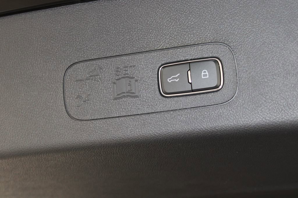 New 2026 Lincoln Aviator Reserve image 16