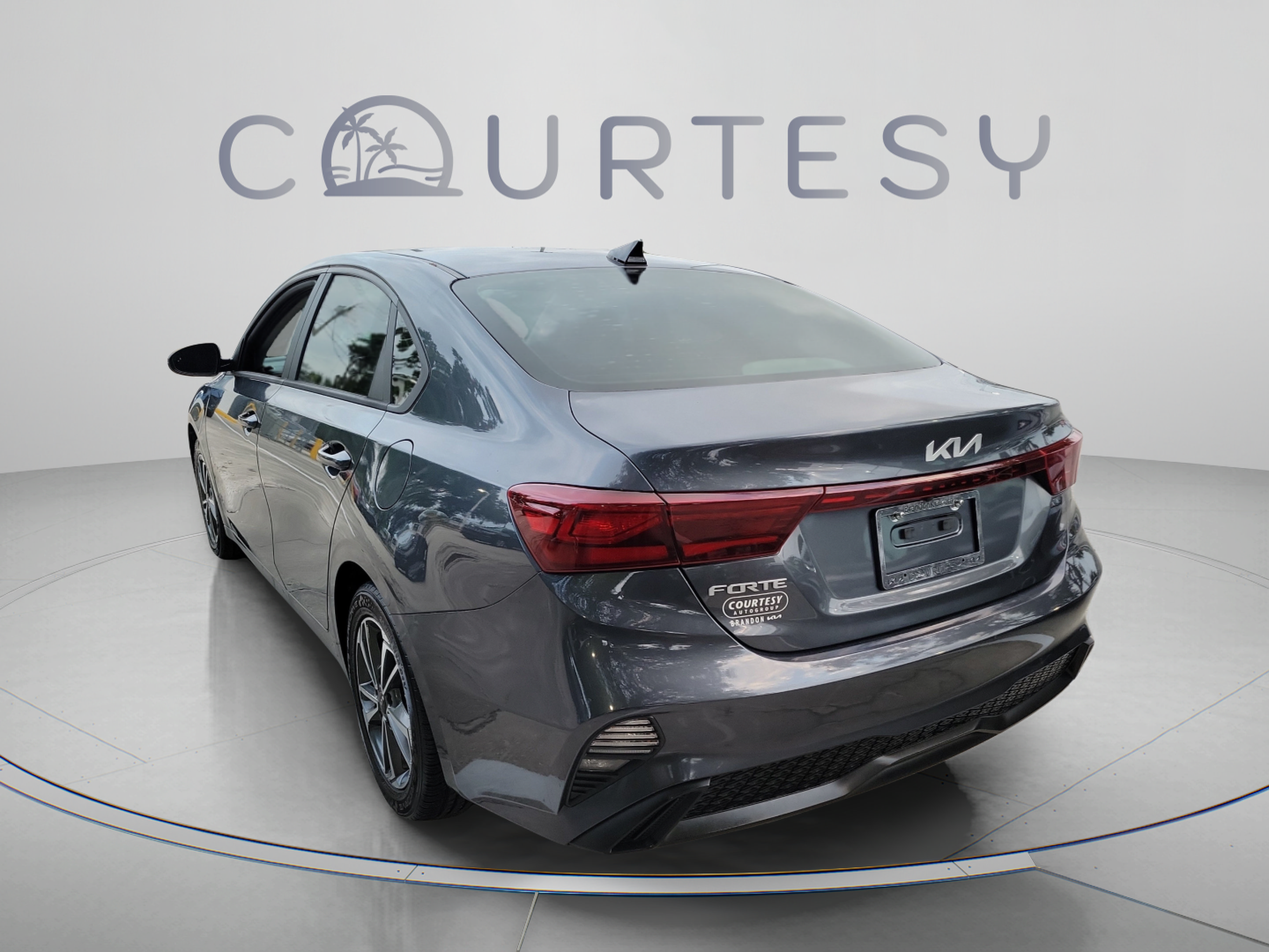 Certified 2023 Kia Forte LXS w/ LXS Technology Package FWD image 2