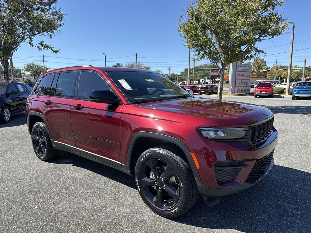 New 2025 Jeep Grand Cherokee Altitude
