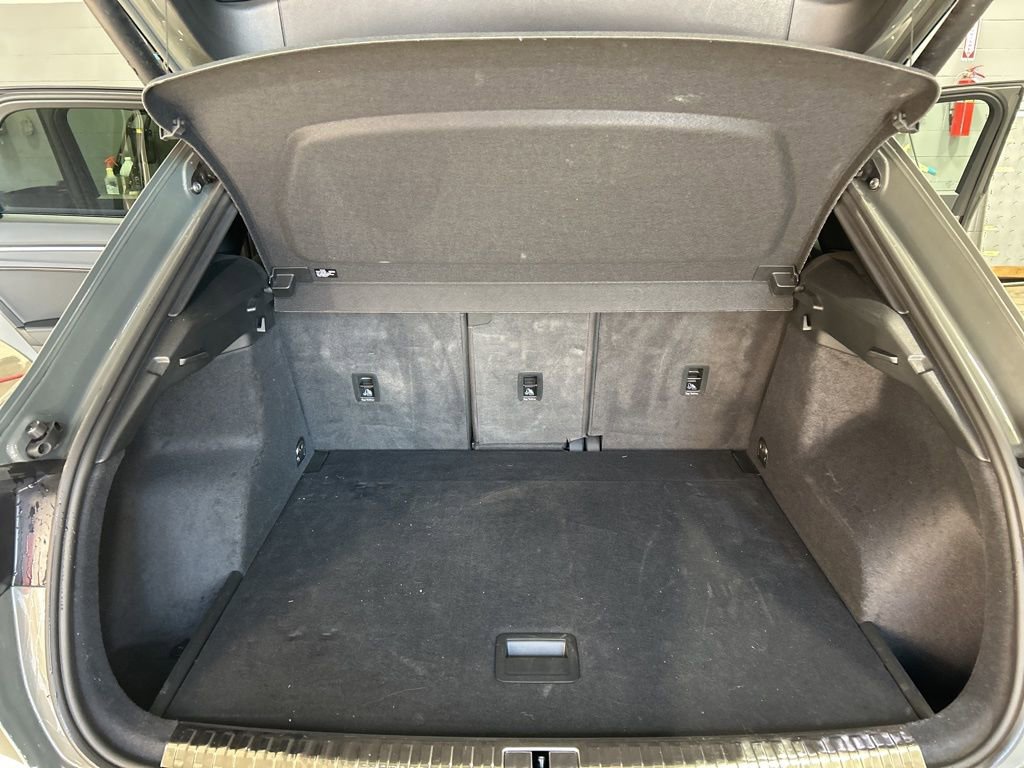 Used 2025 Audi Q3 2.0T Premium image 23