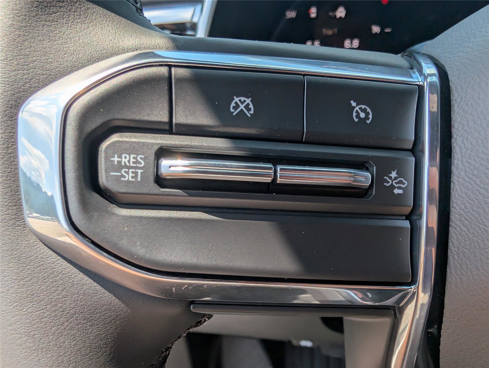 New 2026 GMC Canyon Elevation w/ Convenience Package image 24