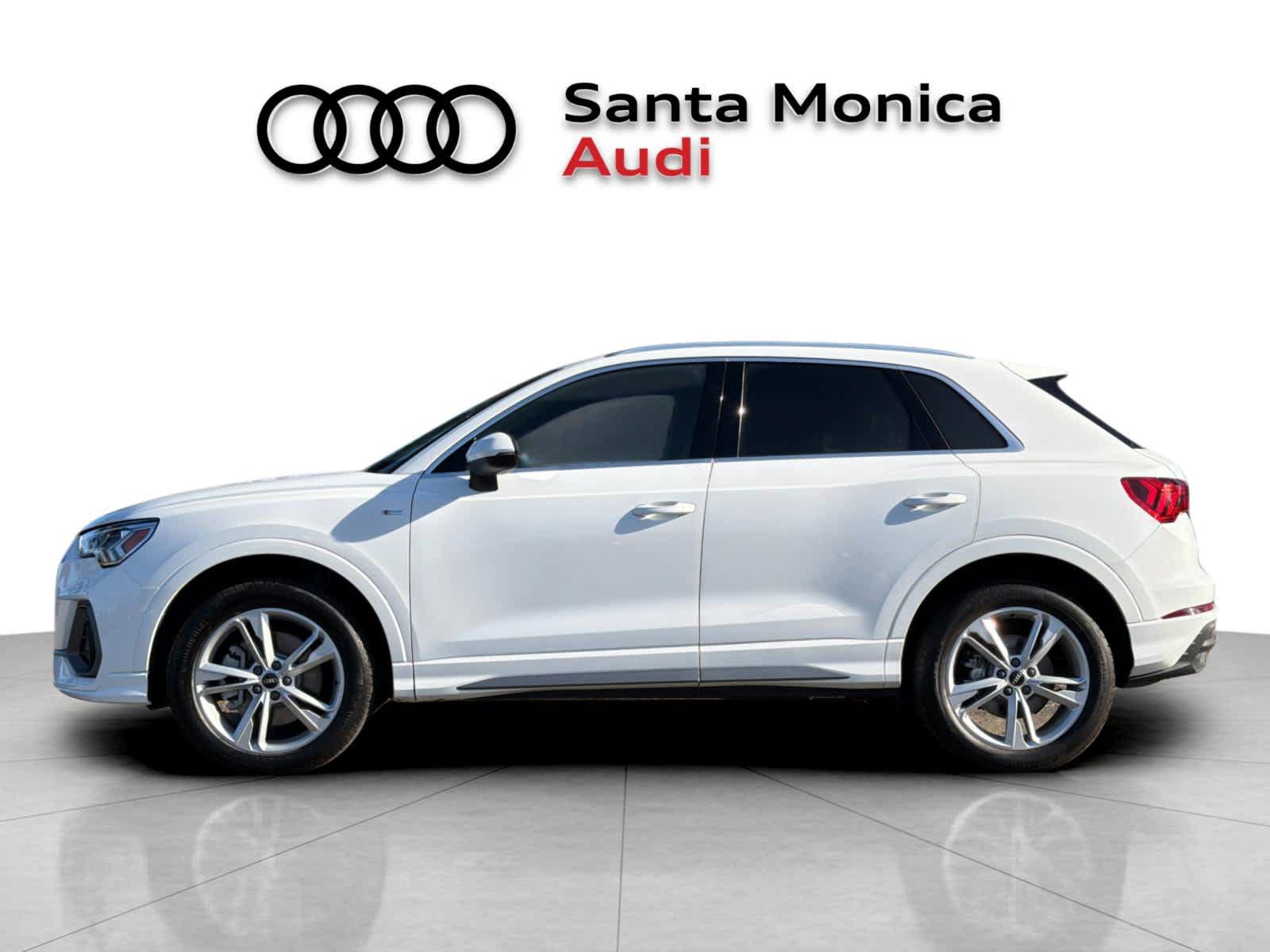 Used 2023 Audi Q3 2.0T Premium w/ Convenience Package AWD/4WD image 5
