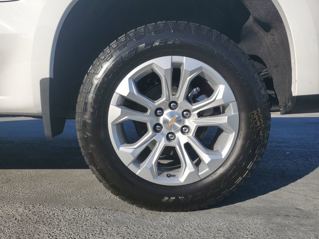 New 2026 Chevrolet Silverado 1500 LTZ w/ LTZ Premium Package AWD/4WD image 5