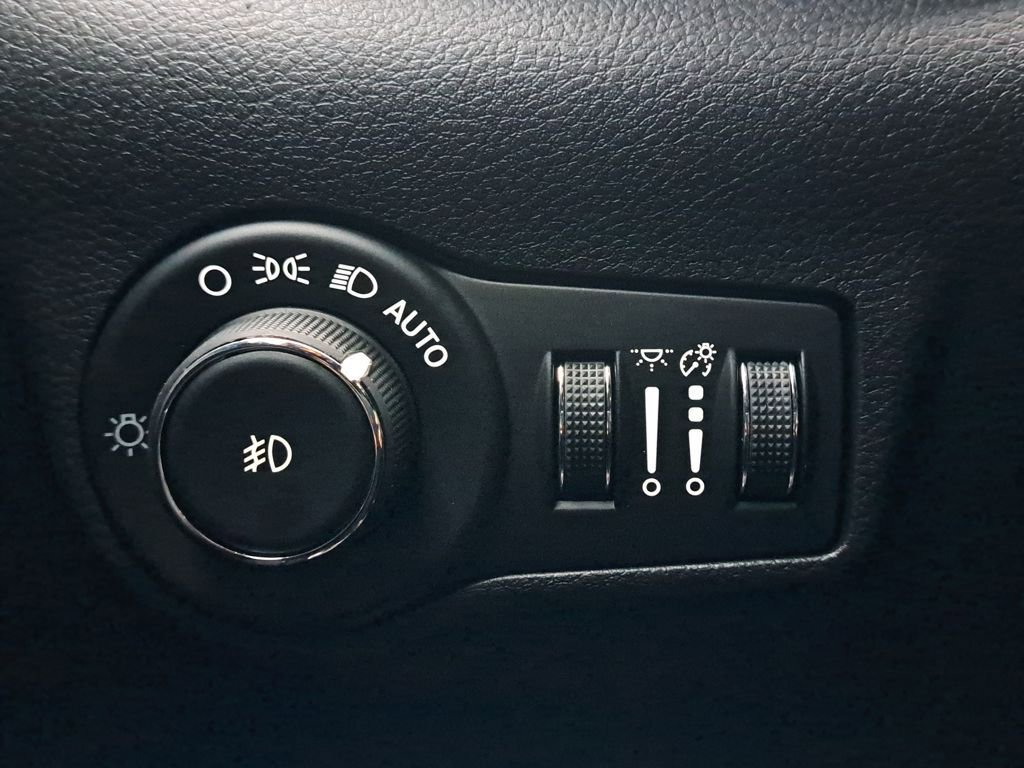 New 2026 Jeep Compass Limited w/ Sun, Sound & Navigation Group image 26