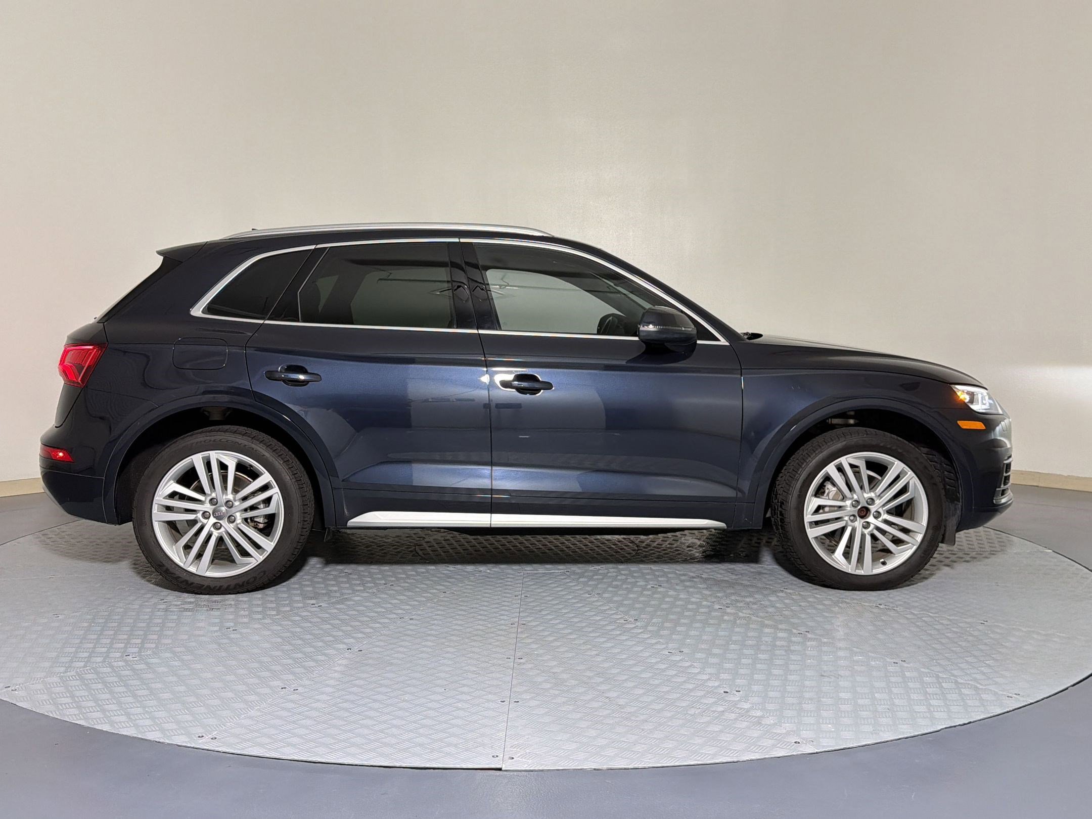 Used 2019 Audi Q5 2.0T Premium Plus AWD/4WD image 8