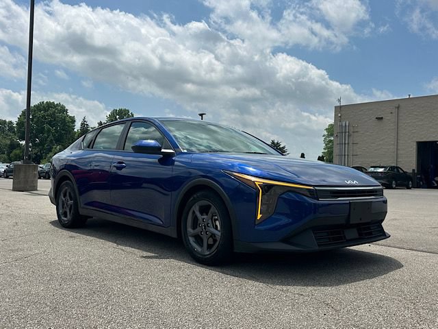 Used 2025 Kia K4 FWD image 8