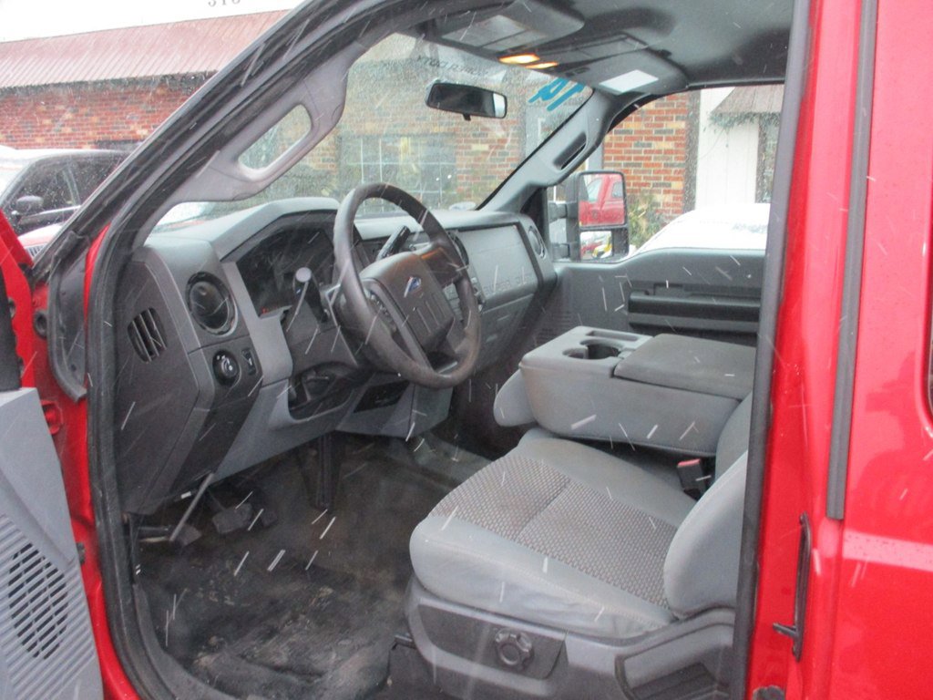 Used 2014 Ford F250 XL image 6