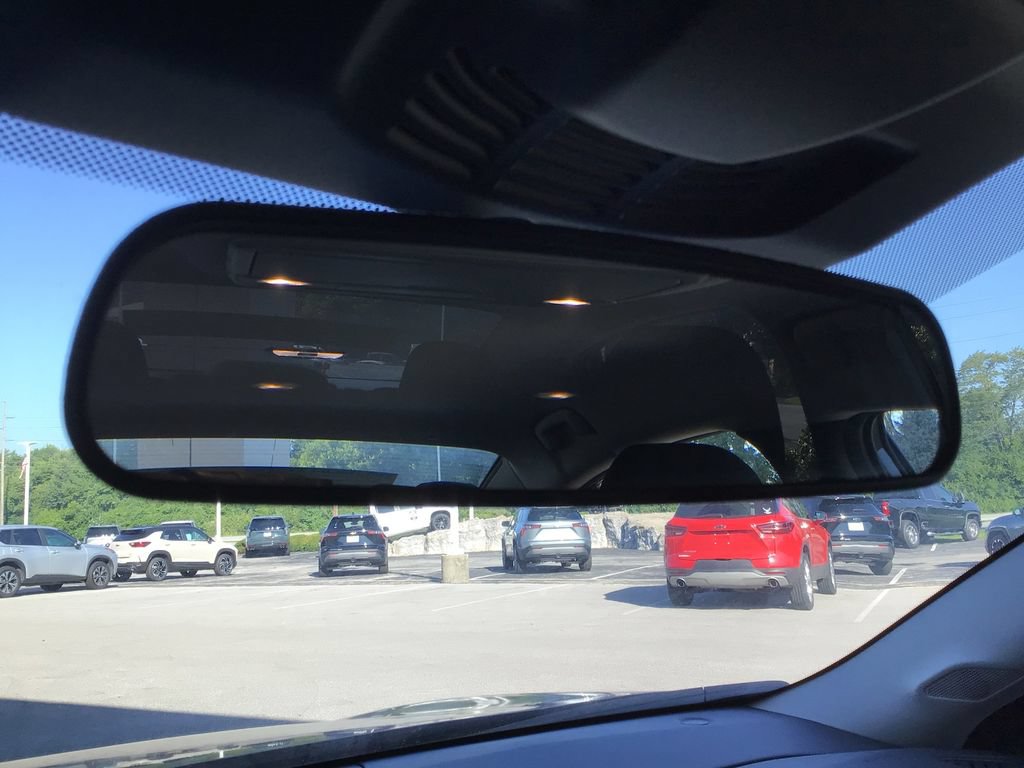 Used 2026 Nissan Sentra SR w/ Floor Mat Package FWD image 27