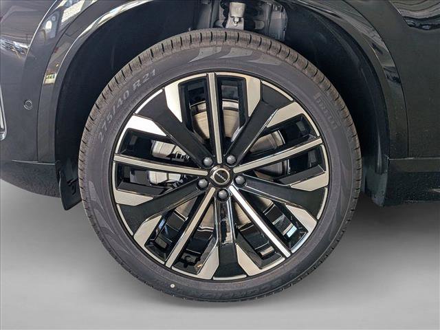 New 2026 Volvo XC90 B5 Plus w/ Protection Package AWD/4WD image 10