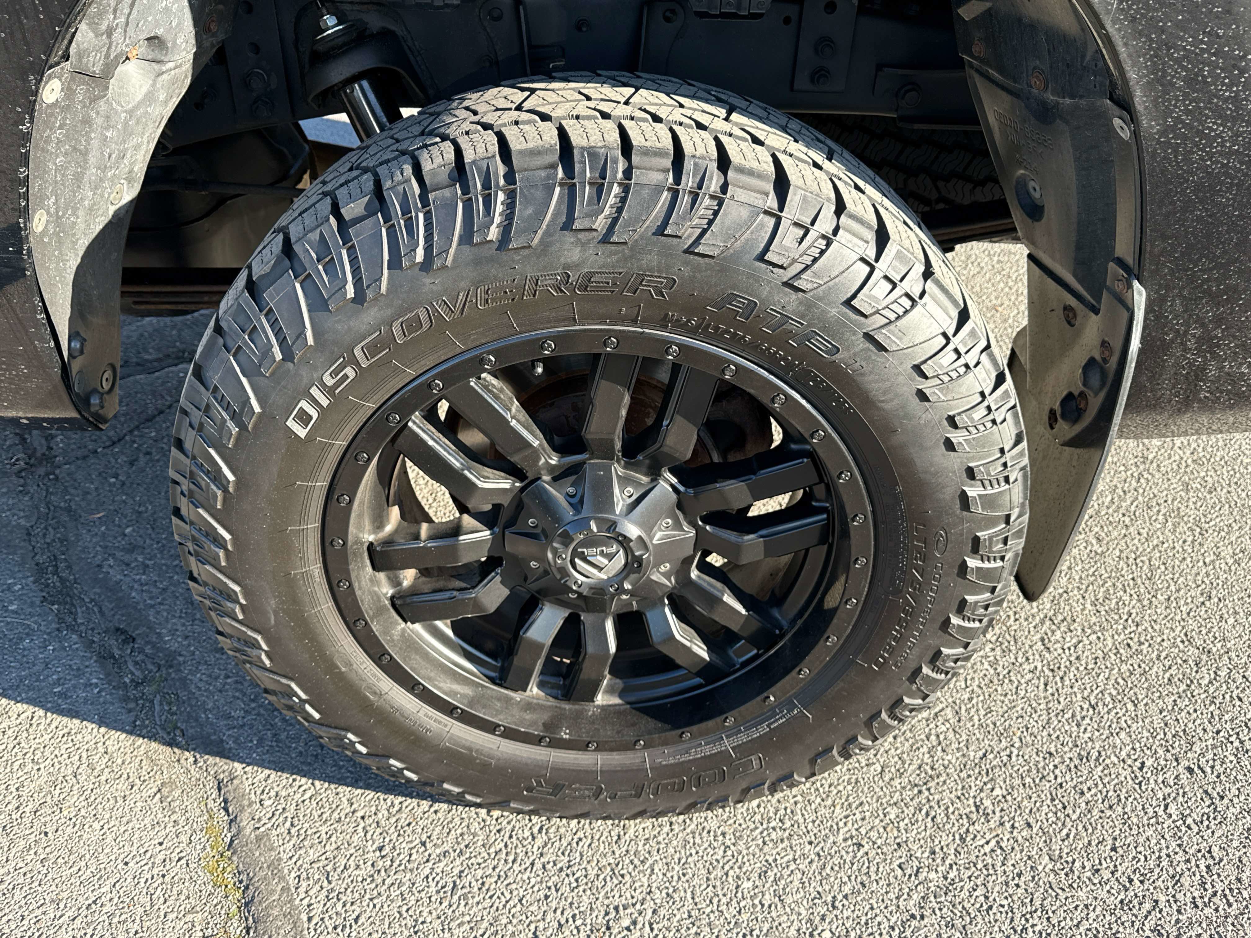 Used 2010 Toyota Tundra 4x4 Double Cab image 13