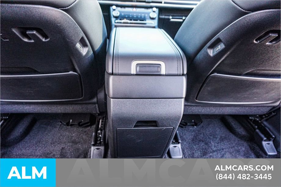 Used 2025 Hyundai Santa Fe SEL image 32