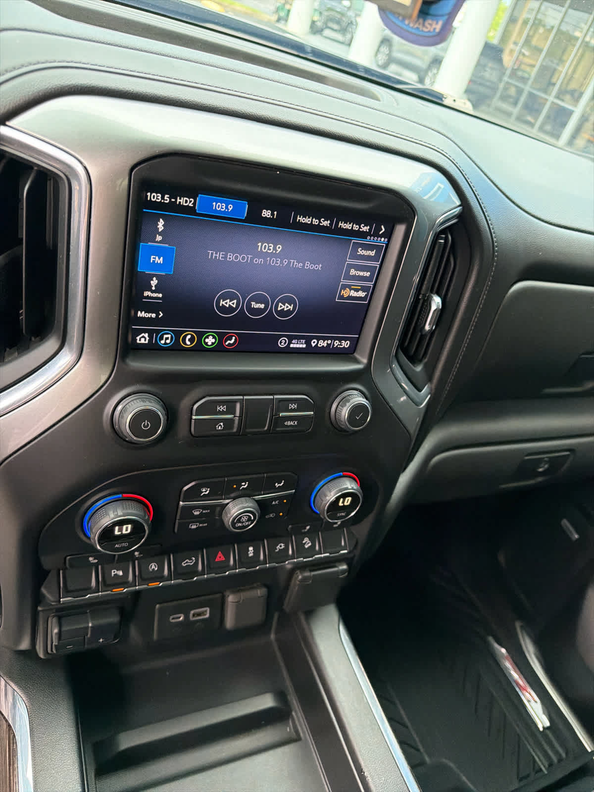 Used 2020 Chevrolet Silverado 1500 RST w/ All-Star Edition AWD/4WD image 21