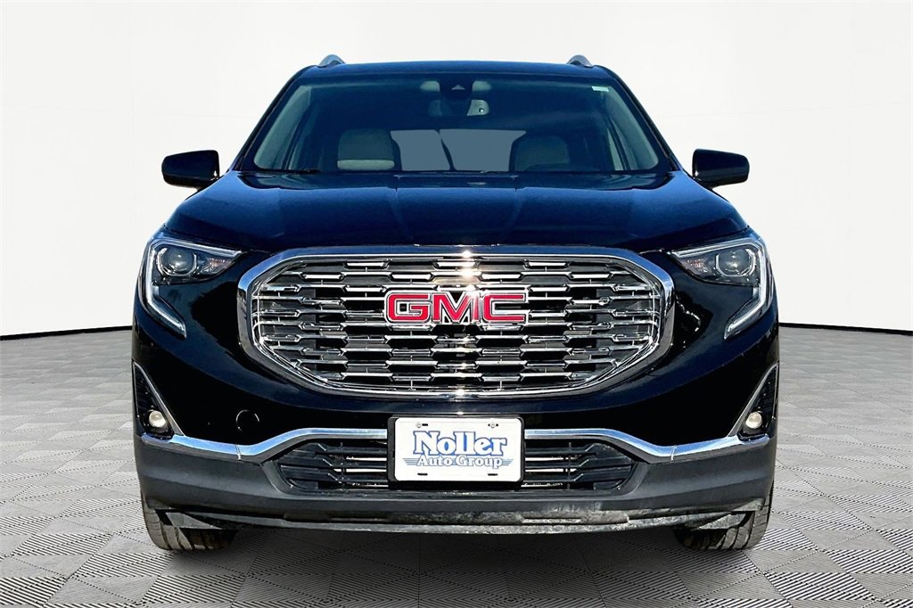 Used 2021 GMC Terrain SLT image 3