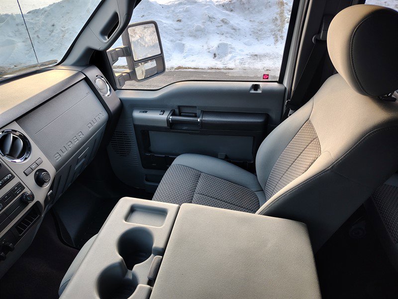 Used 2014 Ford F250 XLT image 9