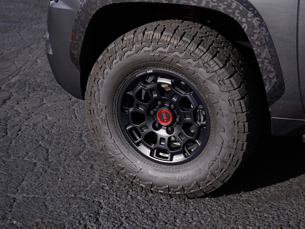 Used 2026 Toyota Sequoia TRD Pro AWD/4WD image 5