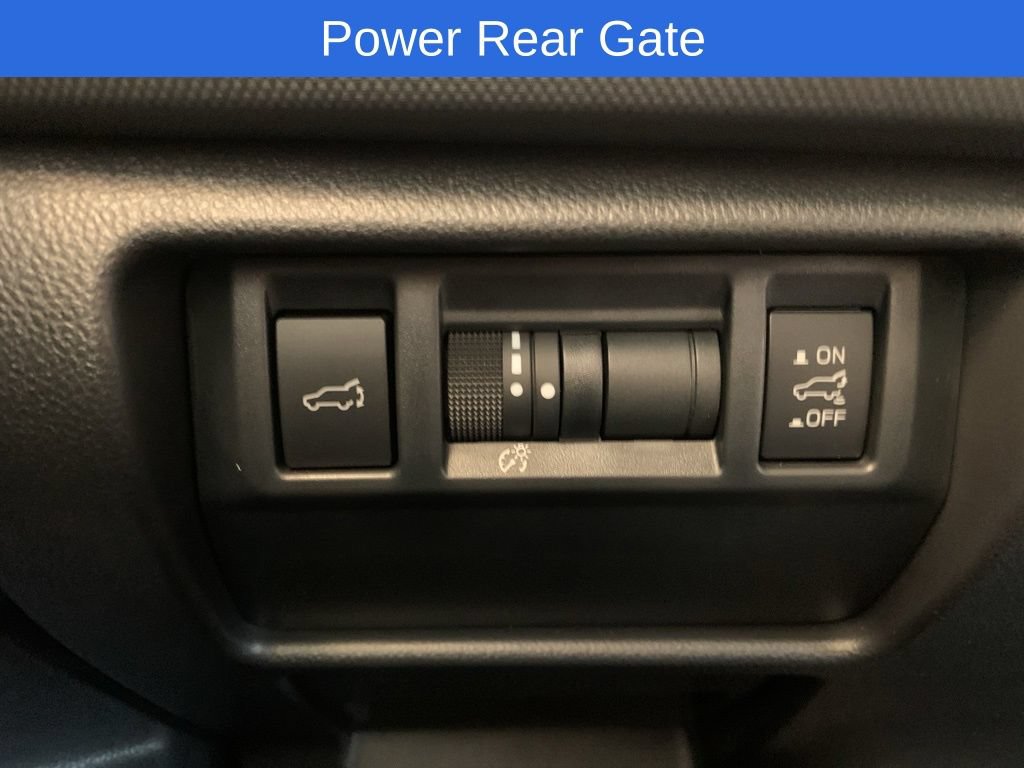 Used 2025 Subaru Forester Premium AWD/4WD image 11