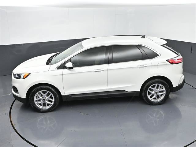Certified 2024 Ford Edge SEL w/ Convenience Package AWD/4WD image 39