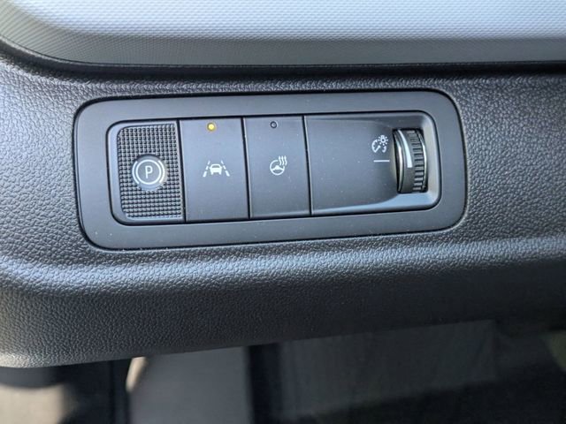 New 2027 Chevrolet Bolt LT w/ Comfort Package FWD image 12