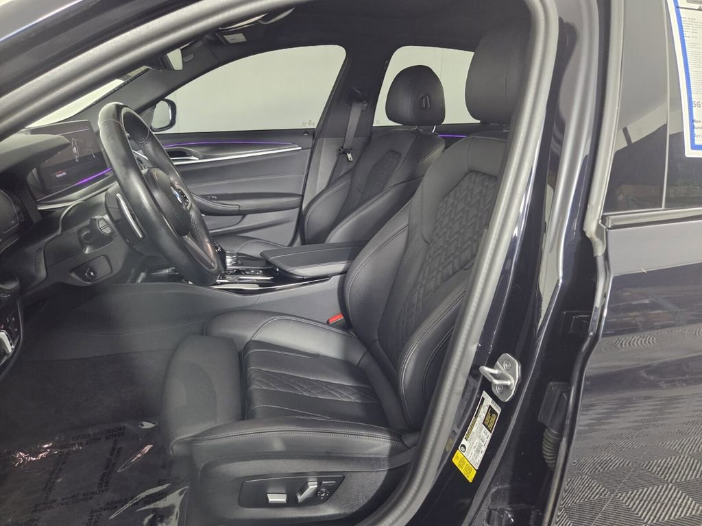 Used 2023 BMW 530i w/ M Sport Package image 12