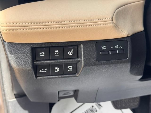 Used 2019 Toyota Avalon Limited w/ Advanced Safety Package FWD image 19
