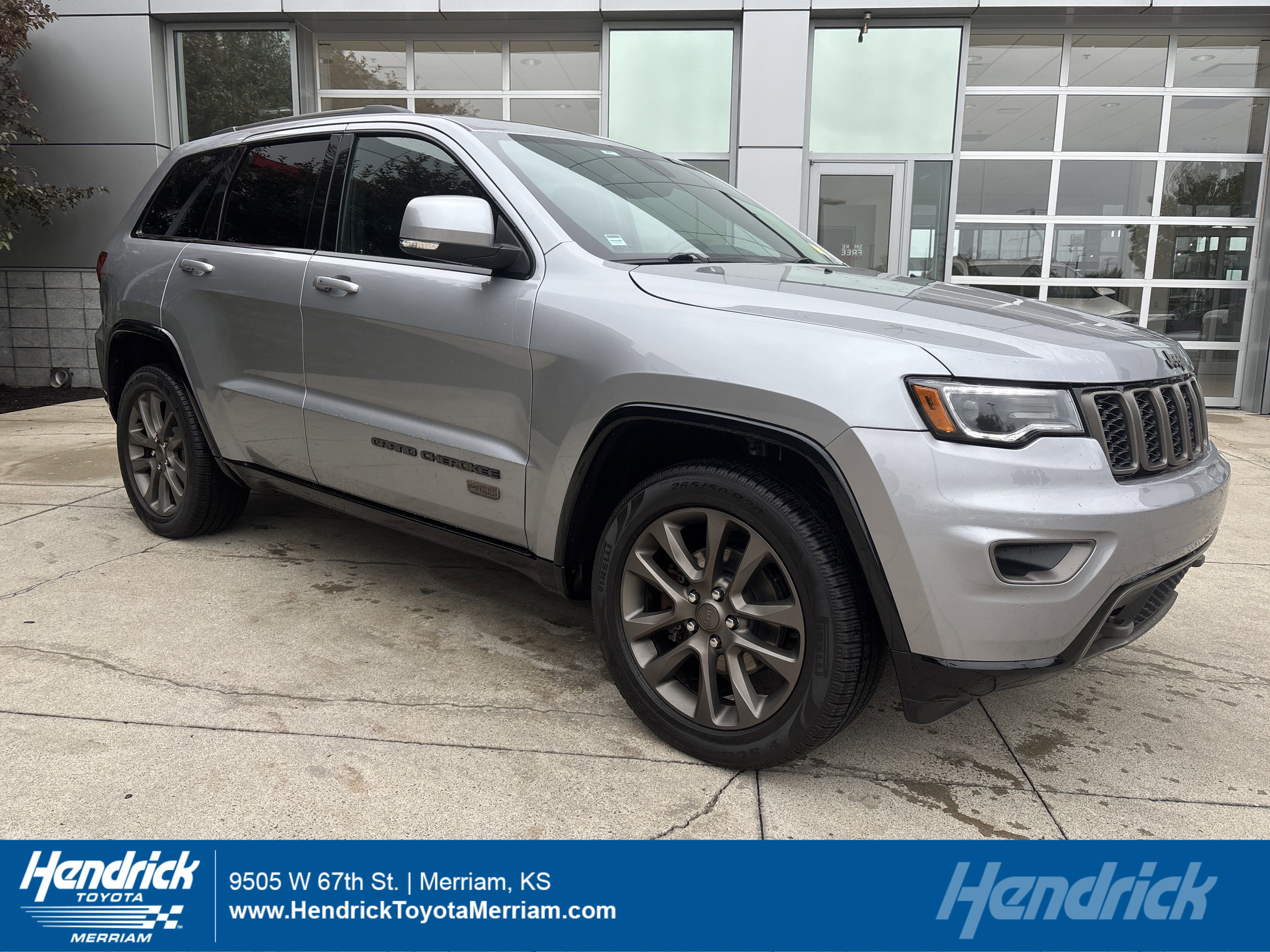 Used 2016 Jeep Grand Cherokee Limited 75th Anniversary AWD/4WD image 1