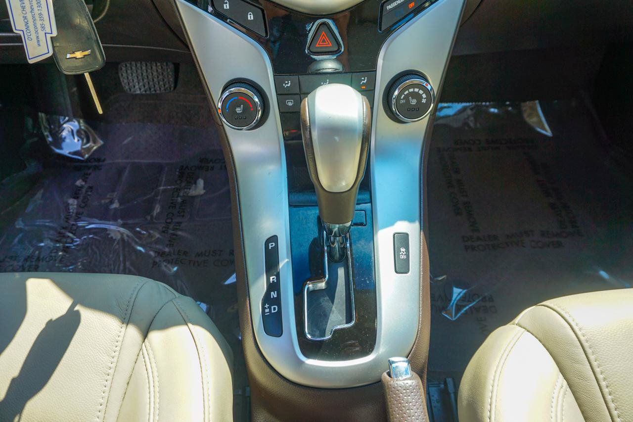 Used 2014 Chevrolet Cruze LT FWD image 14