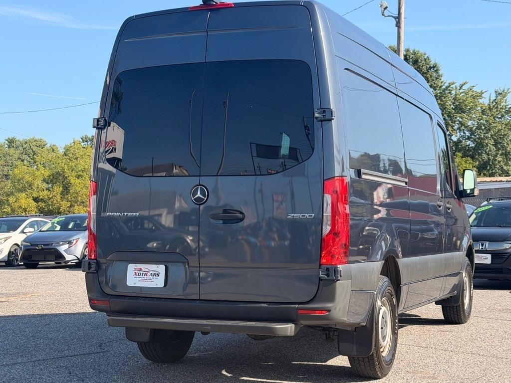 Used 2020 Mercedes-Benz Sprinter 2500 image 10