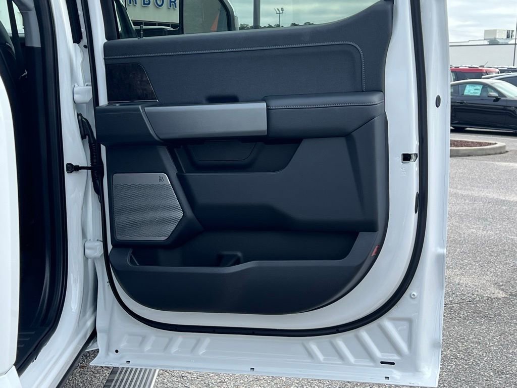 New 2026 Ford F250 Lariat w/ Lariat Ultimate Package image 50